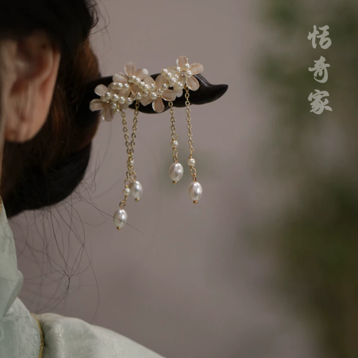 恬奇家1748“白花飘落”高定淡雅清新夏季花朵流苏木质发簪超仙