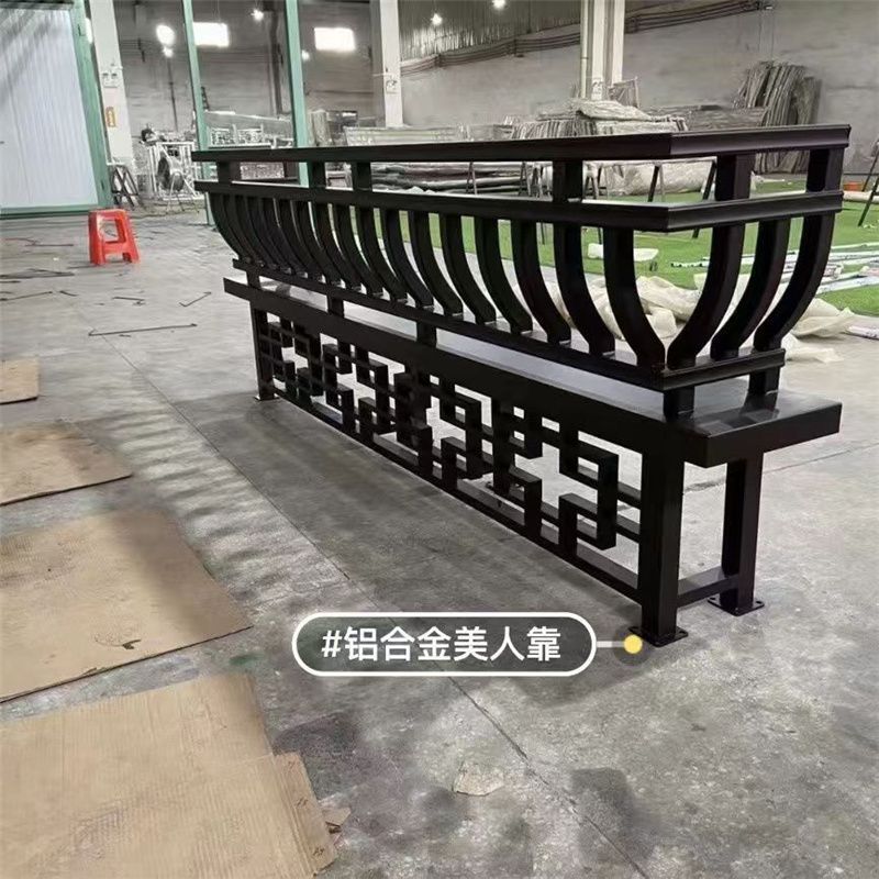 定制美人靠吴王靠鹅颈椅栏杆实木花格长廊挂落寺庙大门凉亭飞来椅
