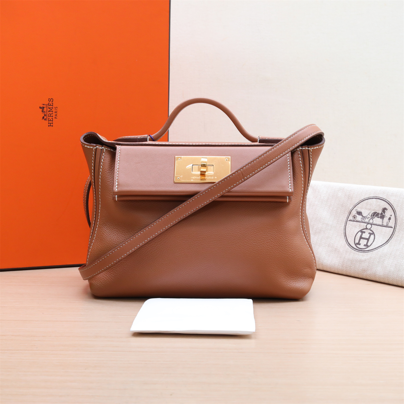 99新 Hermes/爱马仕 活动【小花Han】2424 Mini 21 金棕 Y刻包