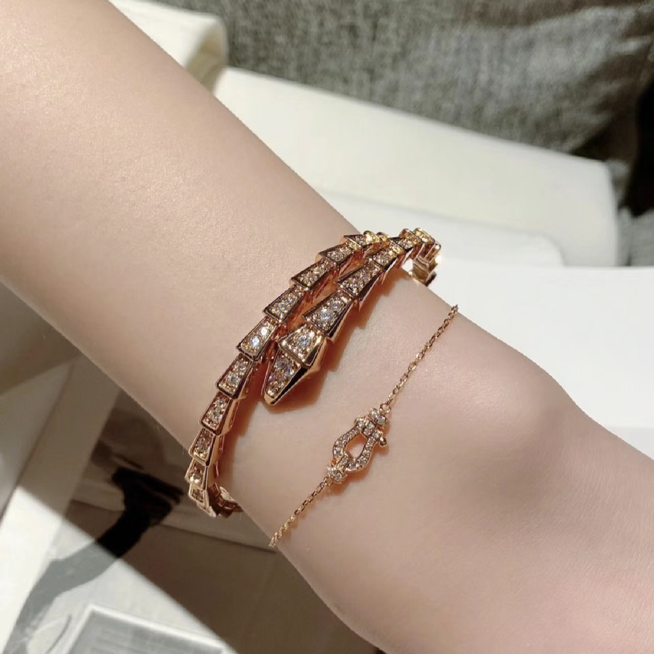 99新 BVLGARI/宝格丽 小花6欢 蛇骨 手镯 满钻 18K玫瑰金 S码