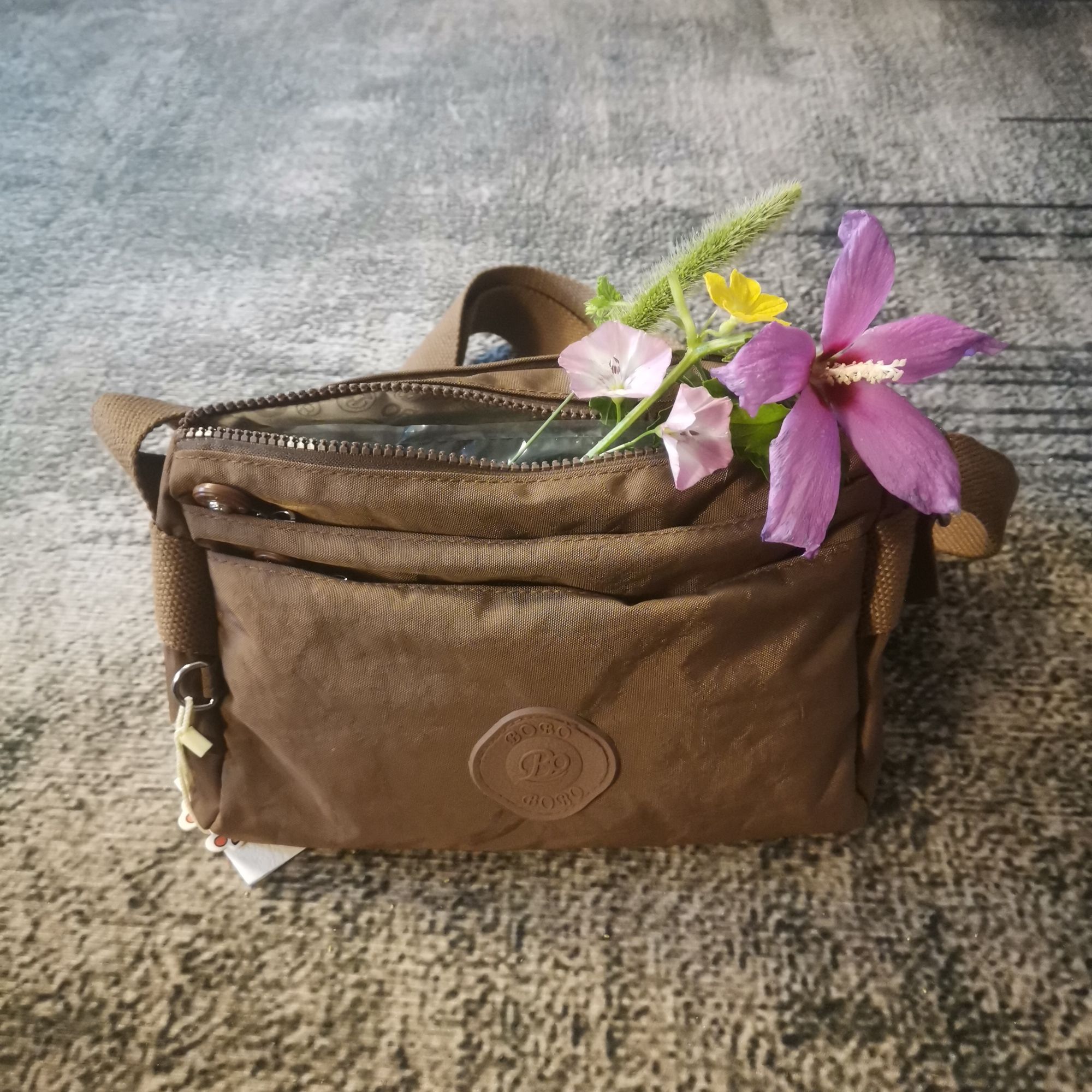 D链接休闲户外手袋