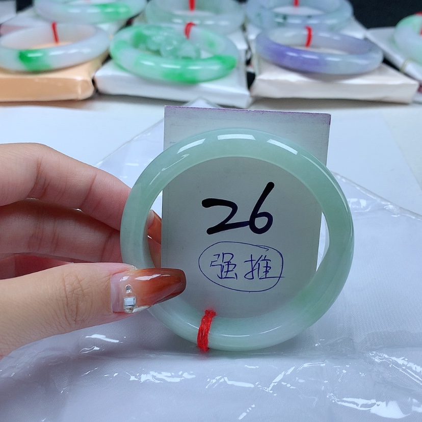 【闪购商品】翡翠手镯未镶嵌56