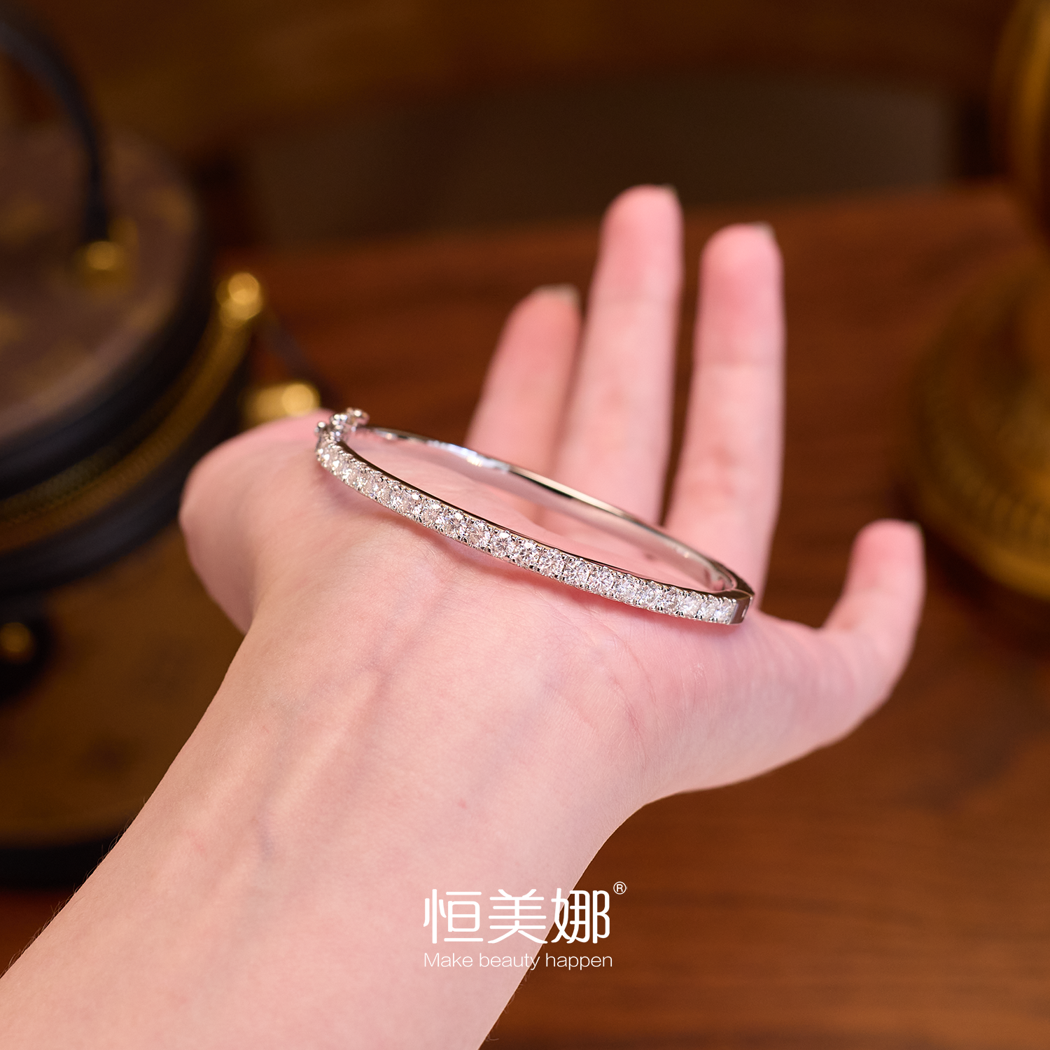 恒美娜 925银莫桑石手镯 满镶手镯气质轻奢时尚百搭简约个性精致