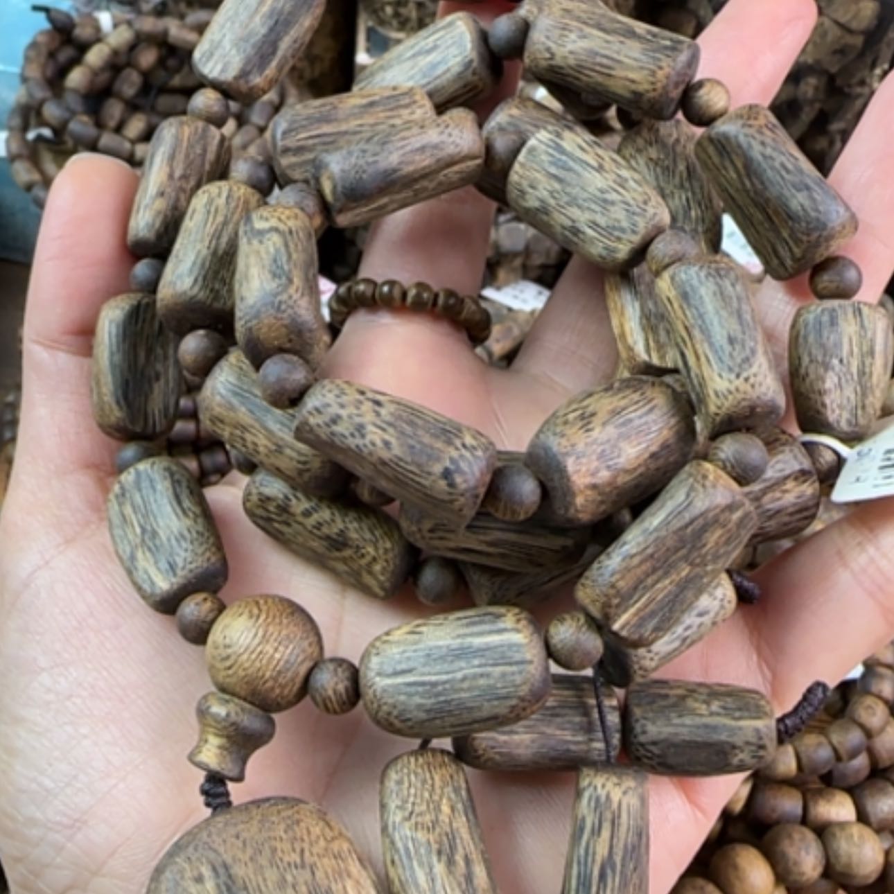 【闪购商品】沉香手串为***战张勺子树丁油沉水浮1.3+/64+