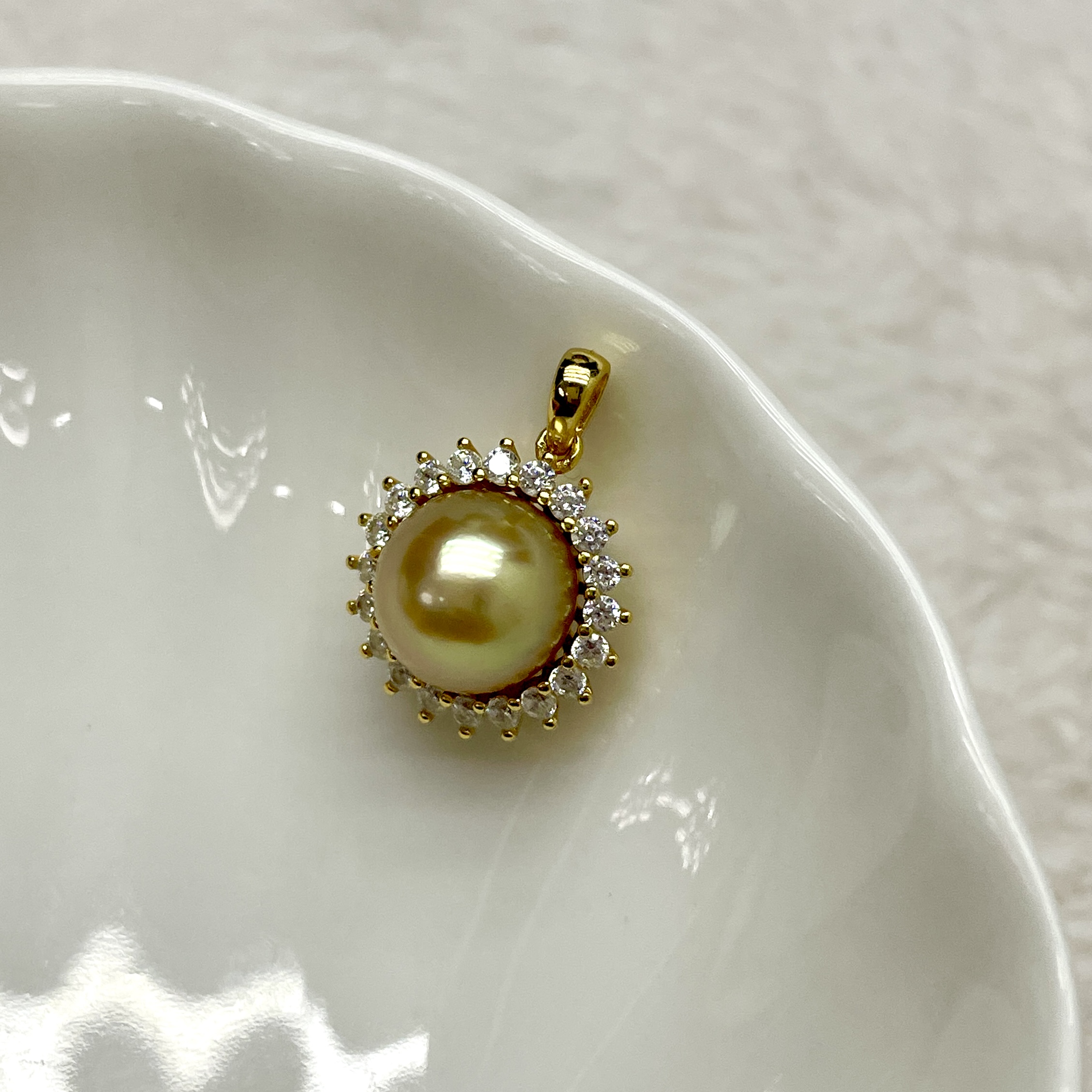 【南洋金珠】海水珍珠9-10mm 日落金S925银太阳花吊坠节日送礼物