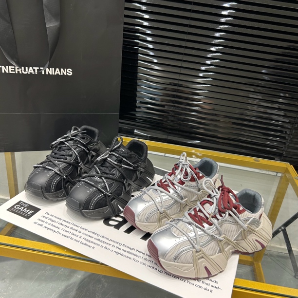 2024年秋季新款欧版时尚老爹鞋百搭休闲运动鞋网面厚底增高女鞋潮