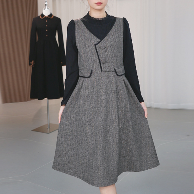 L723秋冬内搭外穿磨毛时尚竖坑纹轻奢洋气假两件加厚中长款连衣裙
