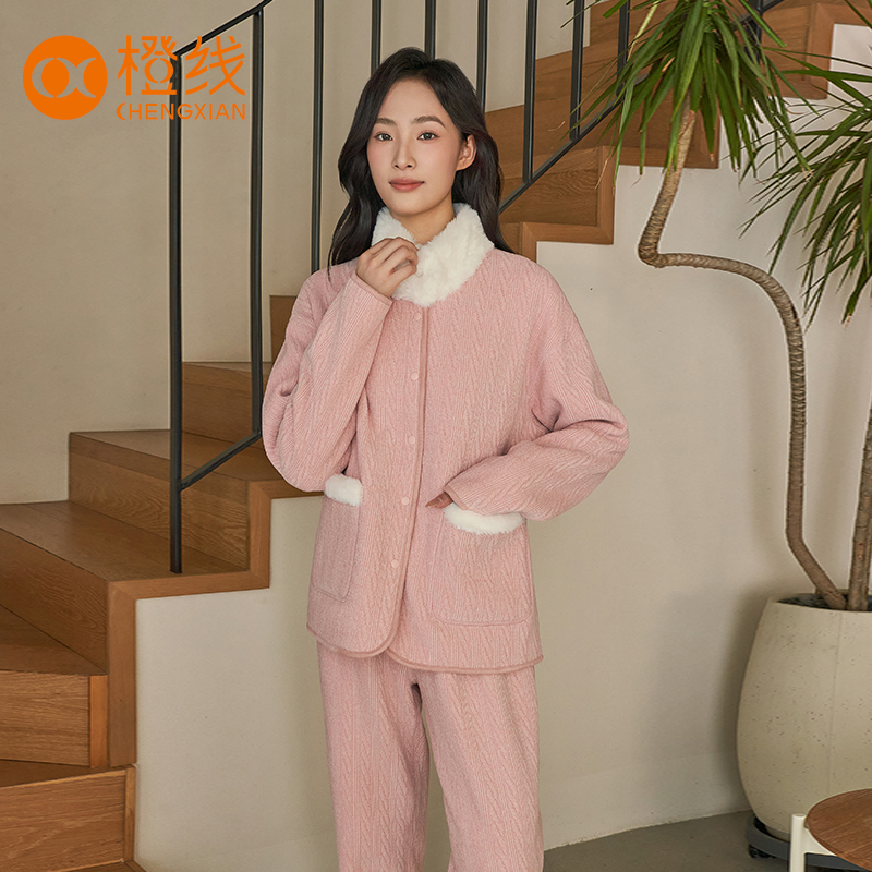 橙线2024新款双面穿麦穗雪绒花中式围脖领暖身舒适家居服E841022