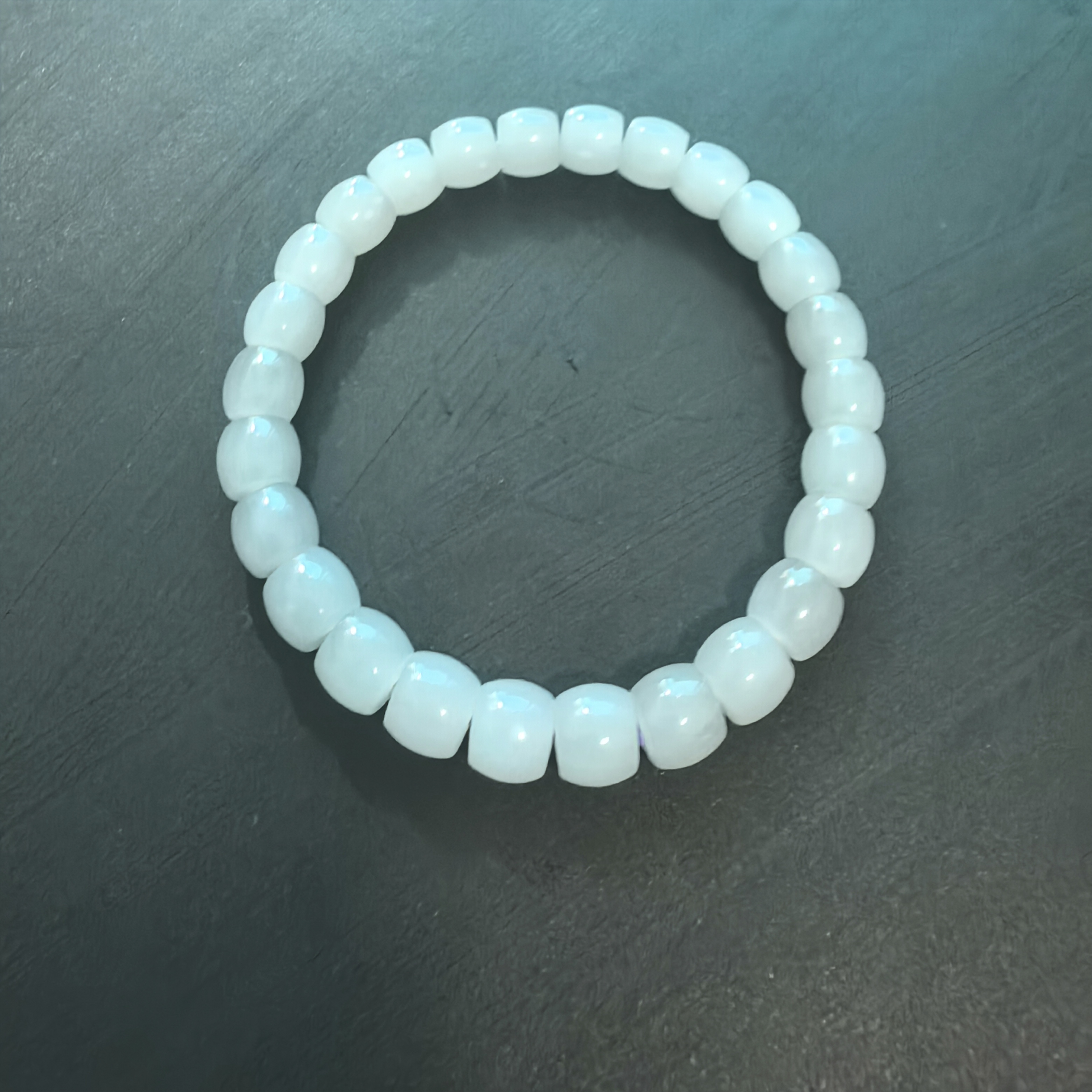 和田玉烟紫手串卡八