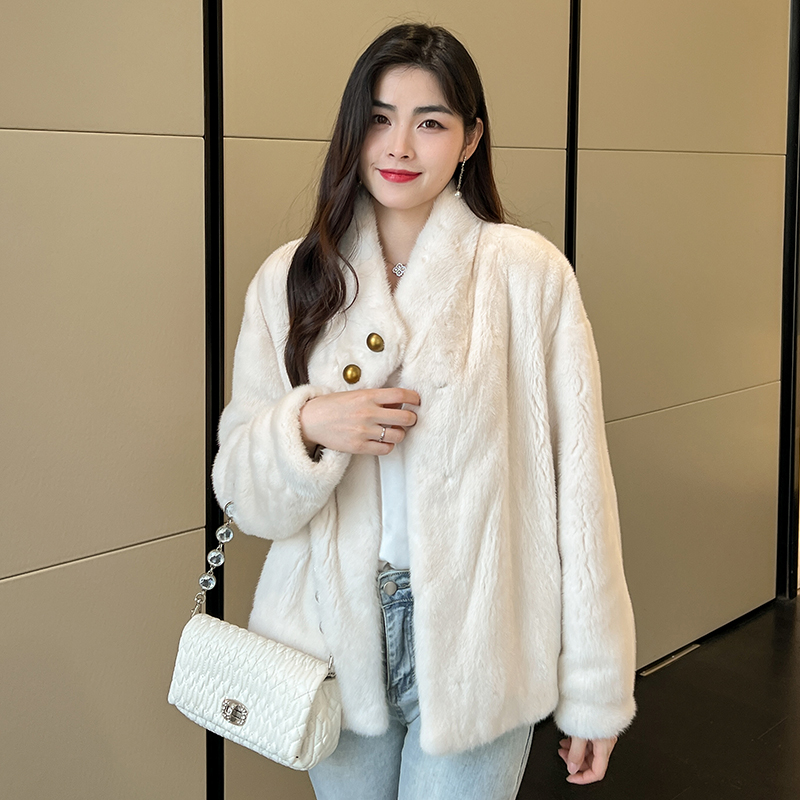 【伊兰佳人】进口丹麦天鹅绒紫金短二整貂短款立领气质显瘦皮草外套