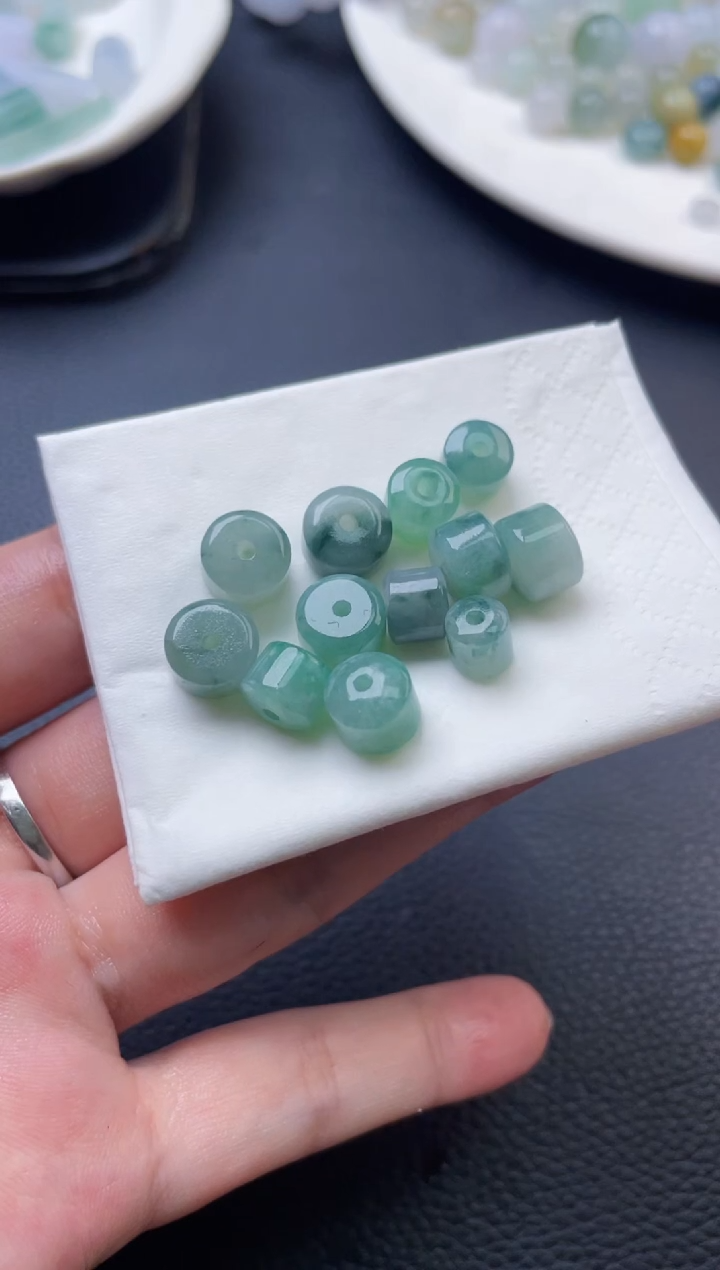 【闪购商品】定制翡翠未镶嵌珠子