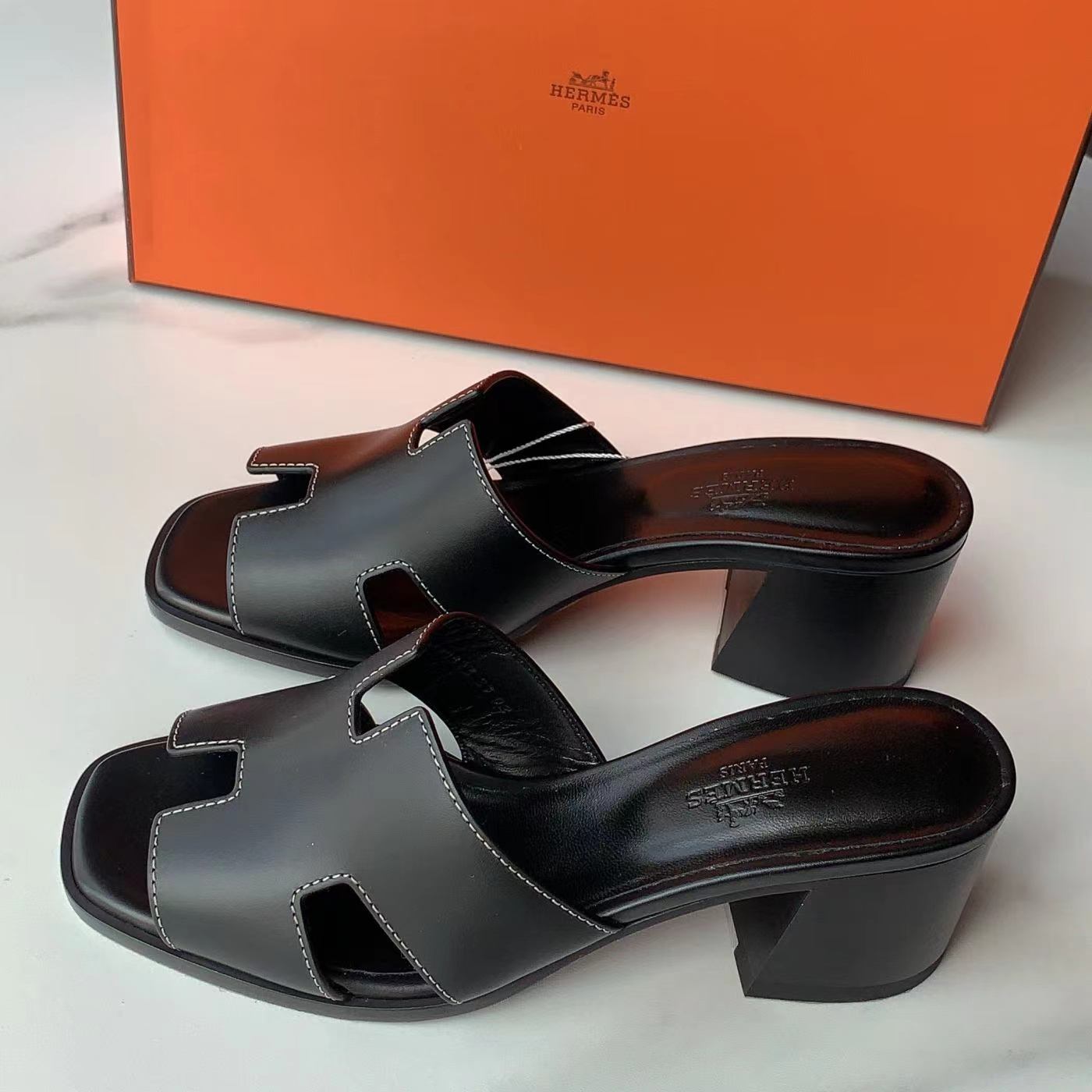 全新未使用 Hermes/爱马仕 安洁利严选凉鞋/XK0110693