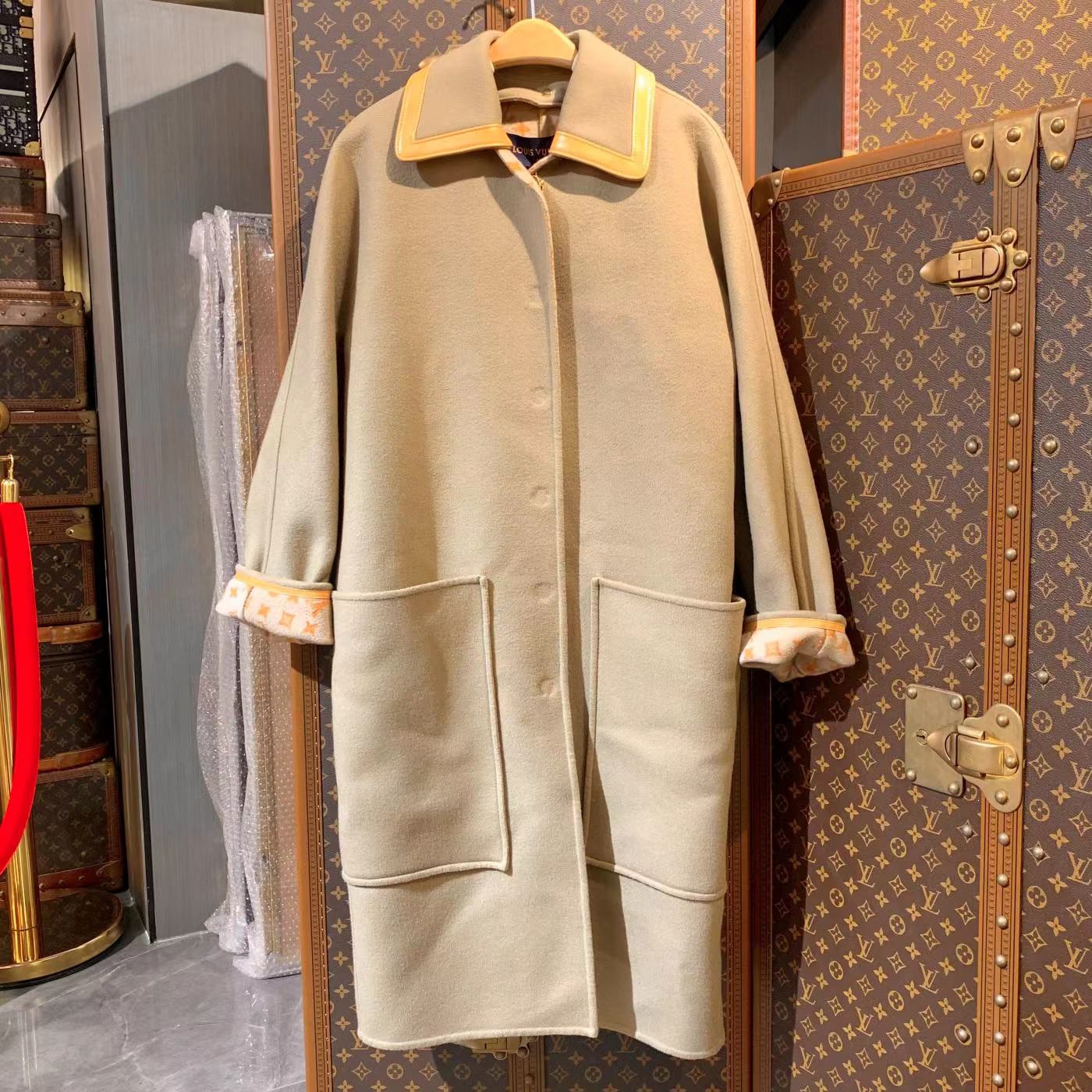 95新 LouisVuitton/路易威登  安洁利严选大衣/YK0107546