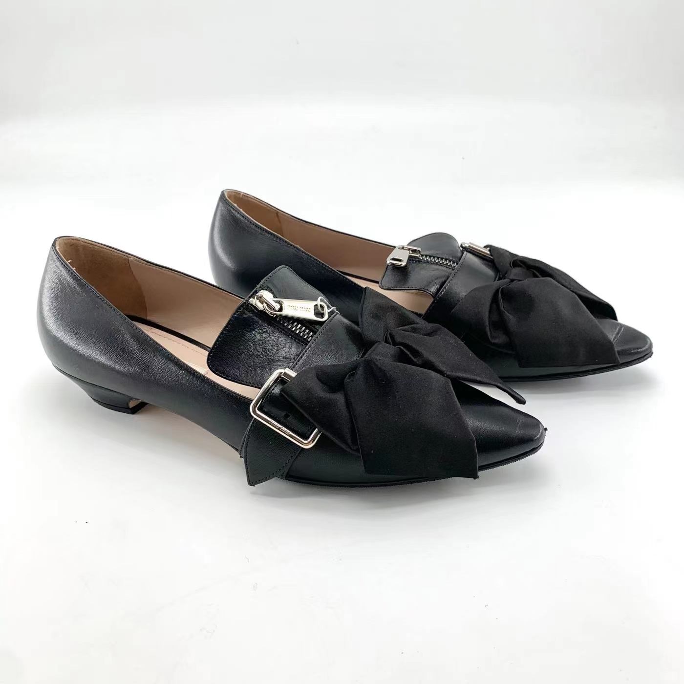 95新 MIU MIU/缪缪 安洁利严选平底鞋/XK0103738