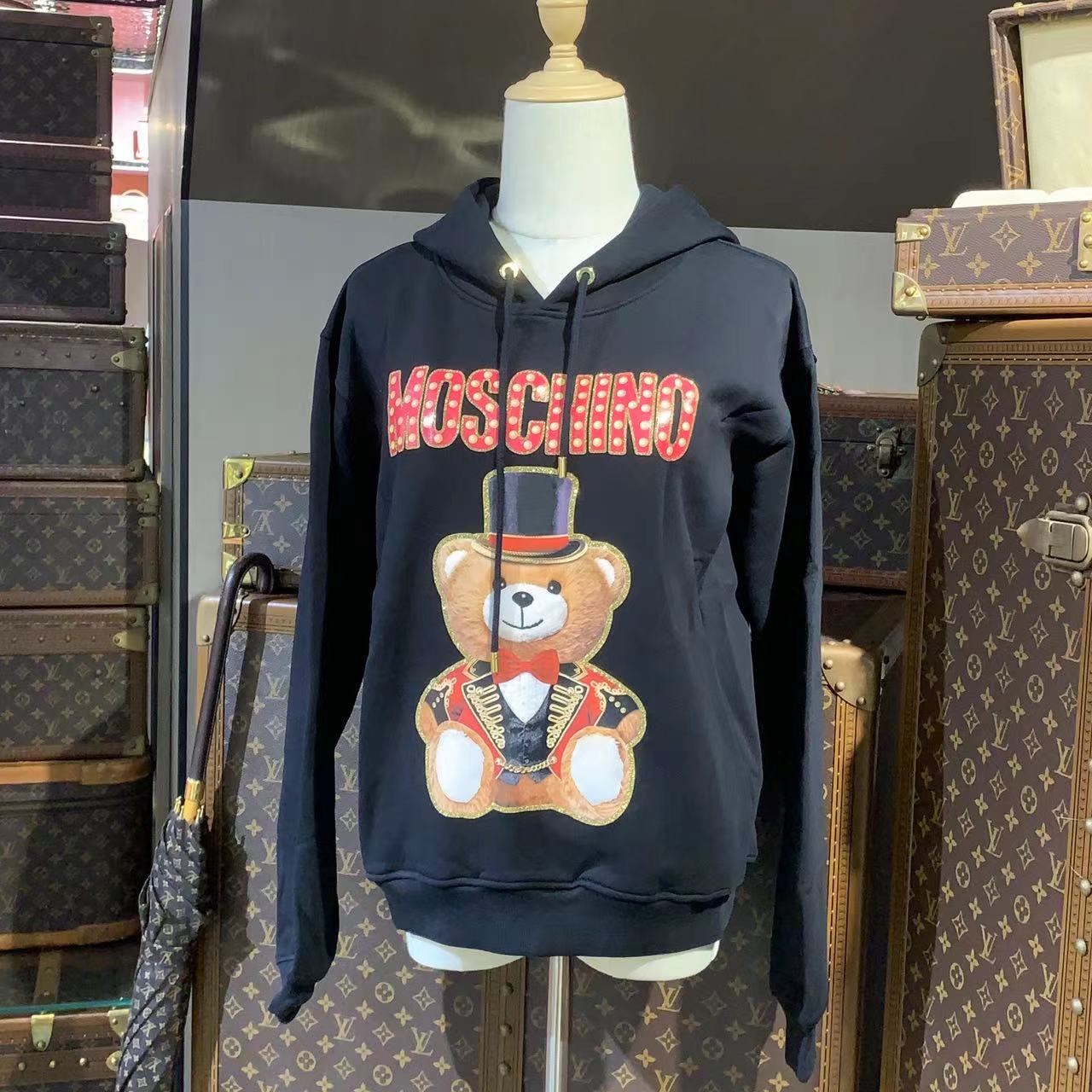 99新 MOSCHINO  安洁利严选卫衣/YK0111962