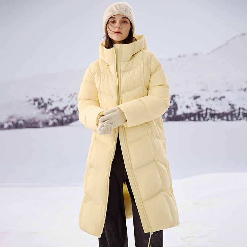 自巧小个子女装穿搭云朵泡芙加厚中长款连帽90绒羽绒服24ZQ94376