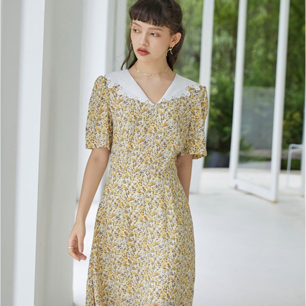 自巧小个子女装穿搭气质复古法式收腰时尚v领温柔连衣裙 21ZQ0690
