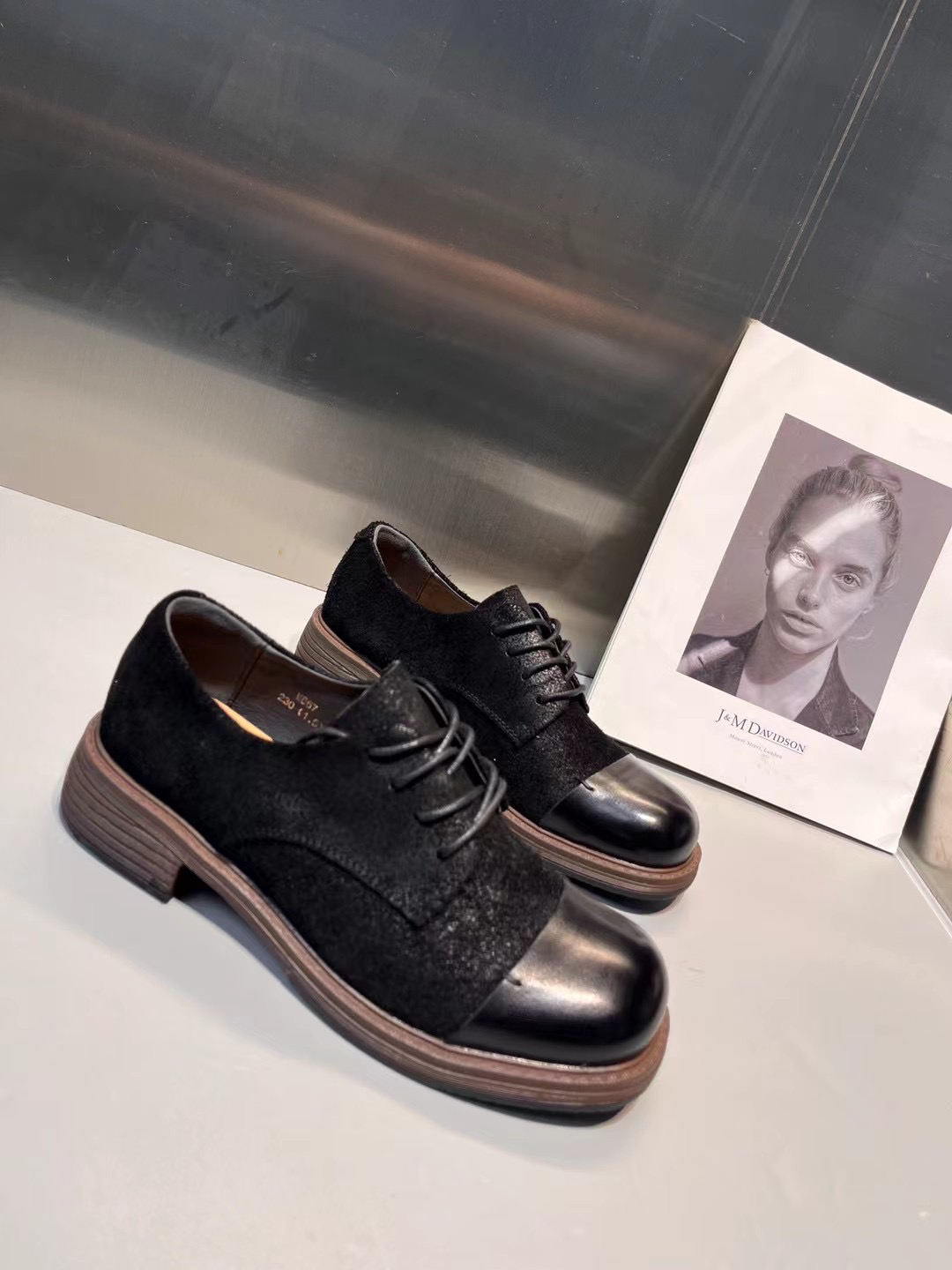 欧洲站真皮磨砂皮系带英伦风小皮鞋女2024秋季新款复古休闲乐福鞋