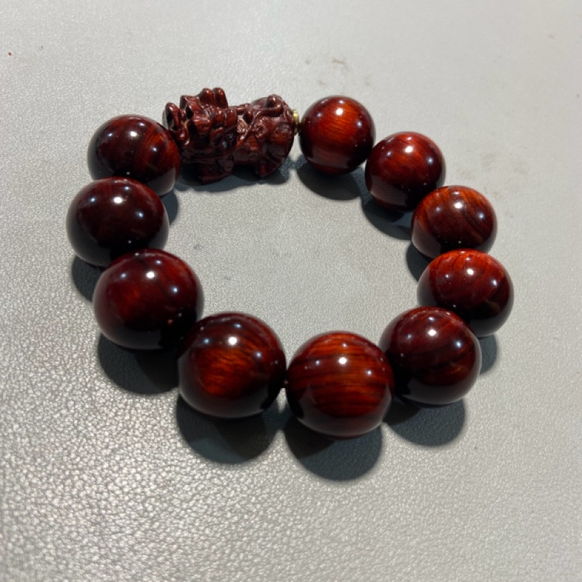 A37紫檀   貔貅款 2.0 单圈手串;