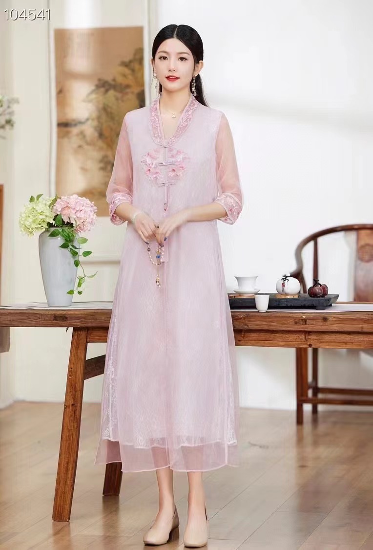 墨娇颜6339团花刺绣流苏V领连衣裙女装夏季复古中式