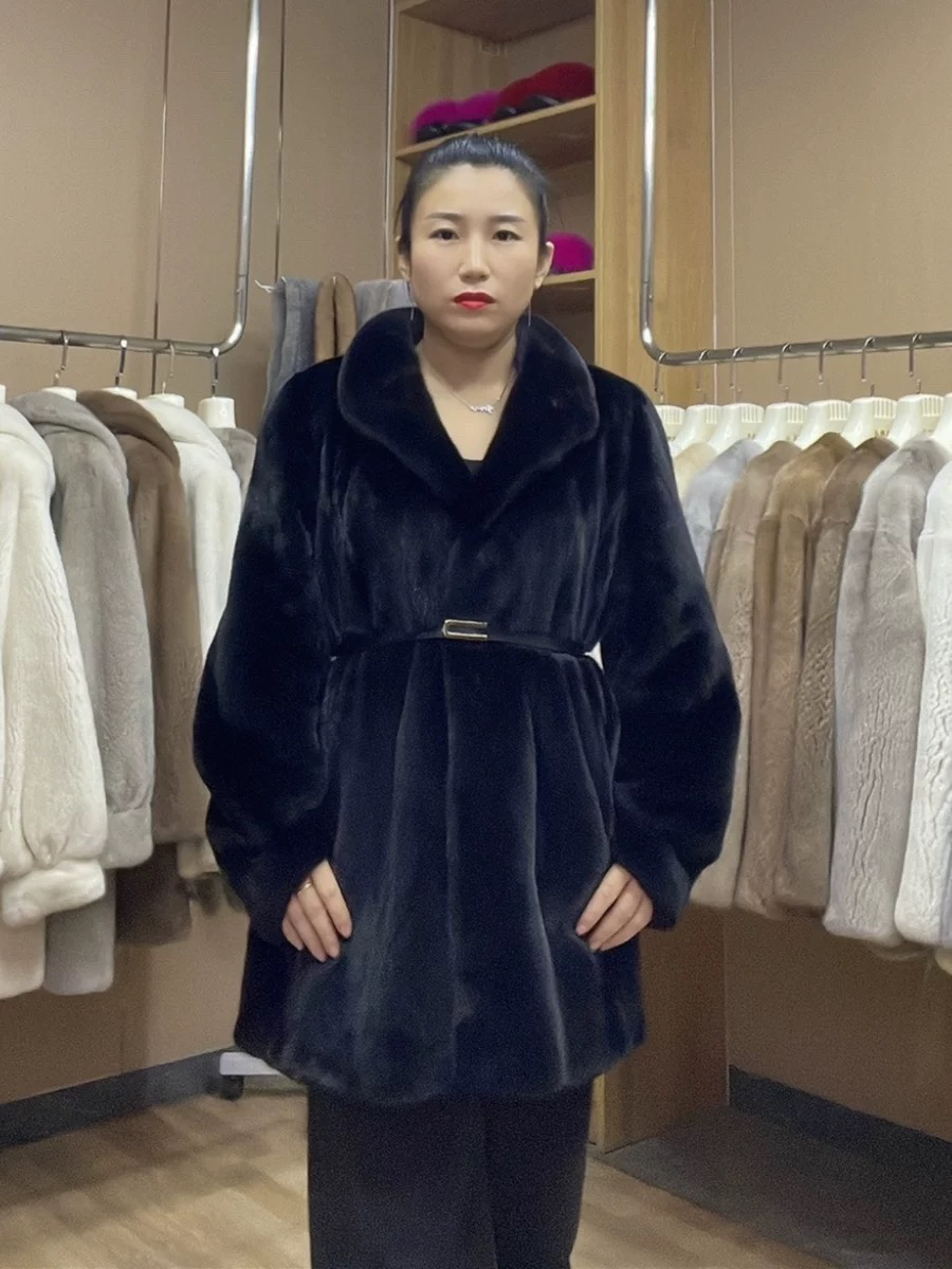 宝佳美黑色气质时尚女士75公分立翻领简约大气款女款外套