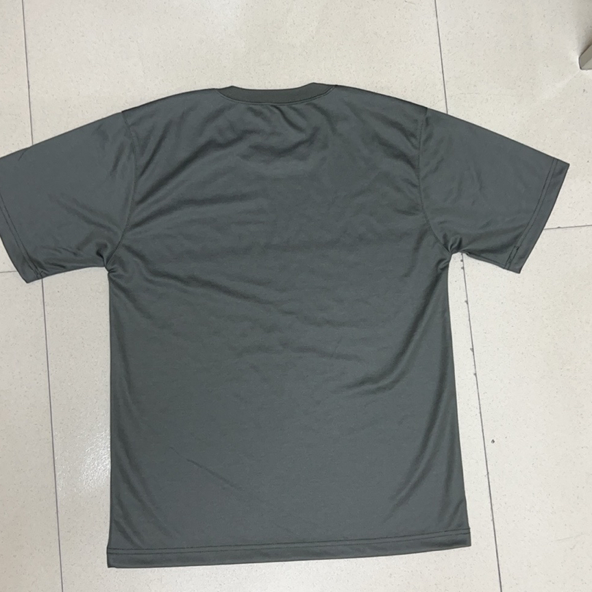 训练服透气T恤夏季短袖体能服上衣速干透气圆领休闲健身单件上衣