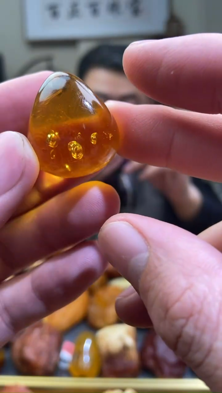 【闪购商品】琥珀裸石未镶嵌裸石