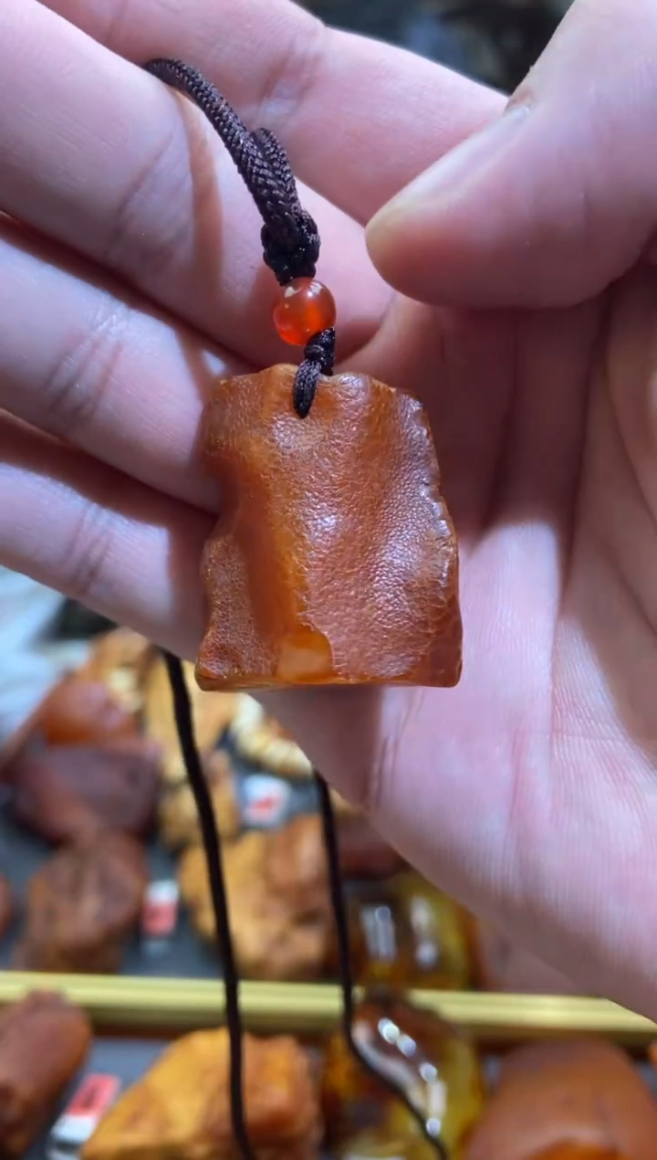 【闪购商品】琥珀颈饰未镶嵌吊坠