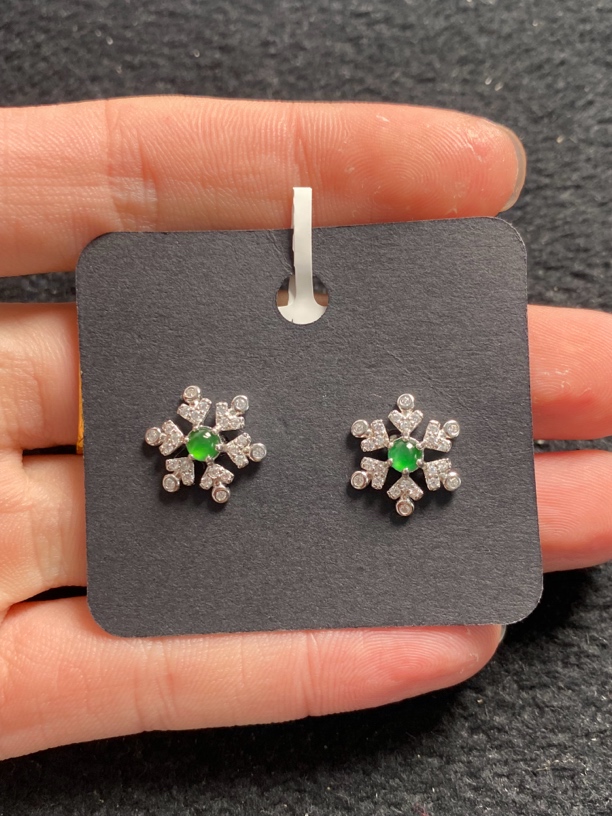 （危料专卖）天然翡翠A货 蛋面耳钉