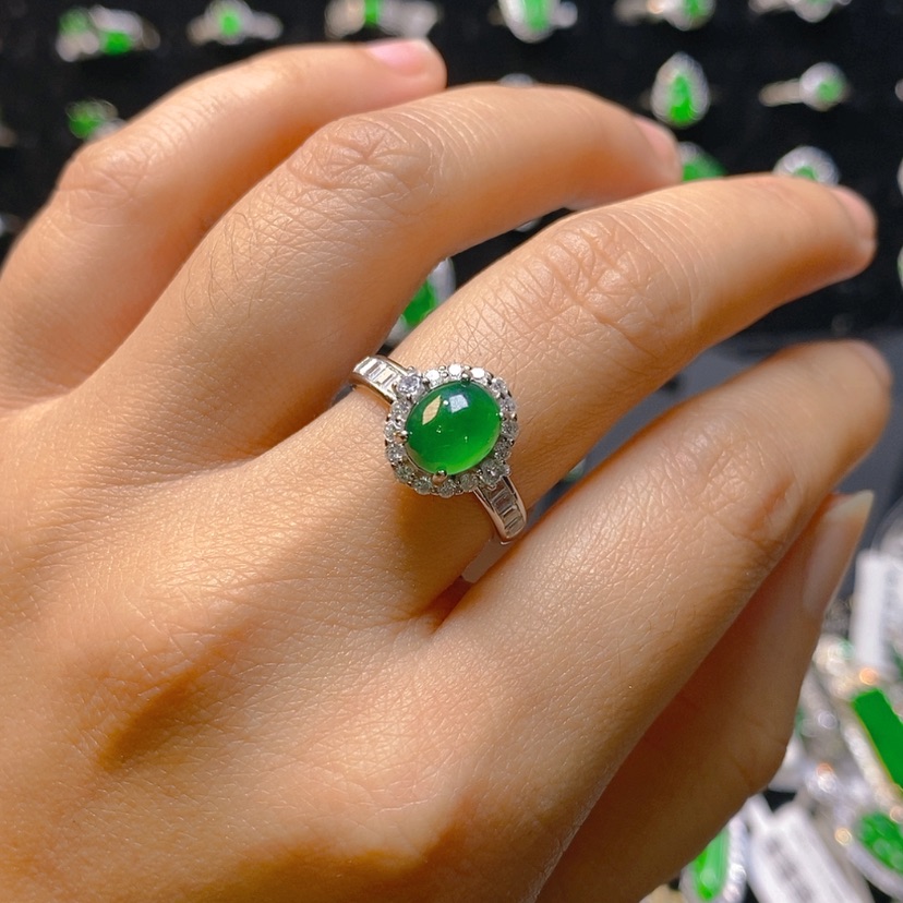 【闪购商品】翡翠戒指银S925镶嵌墨**录