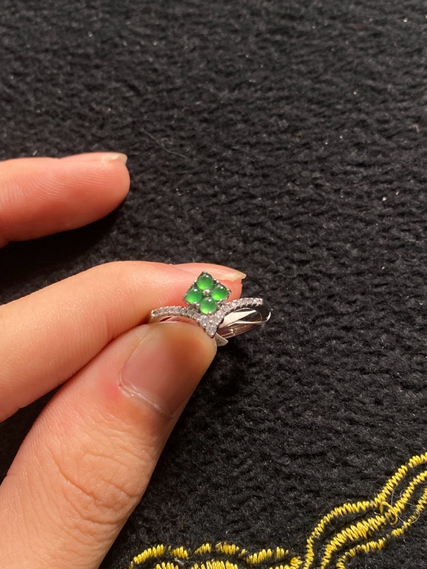 （危料专卖）天然翡翠A货 蛋面戒指