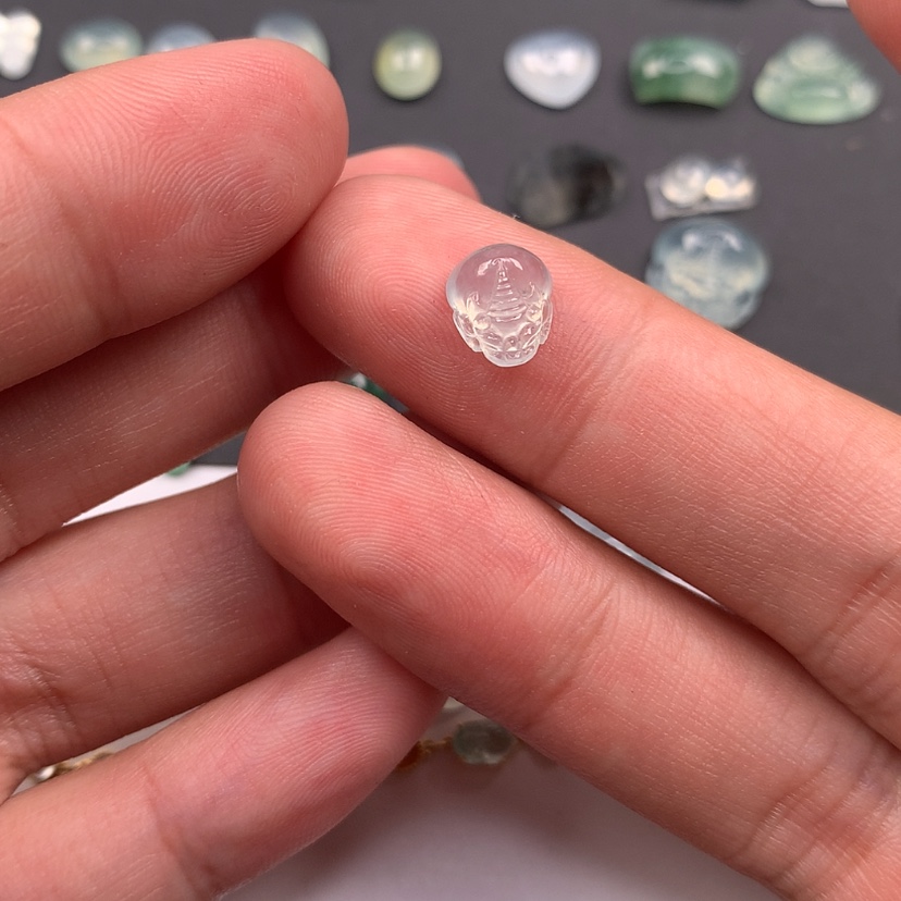 【闪购商品】翡翠颈饰未镶嵌