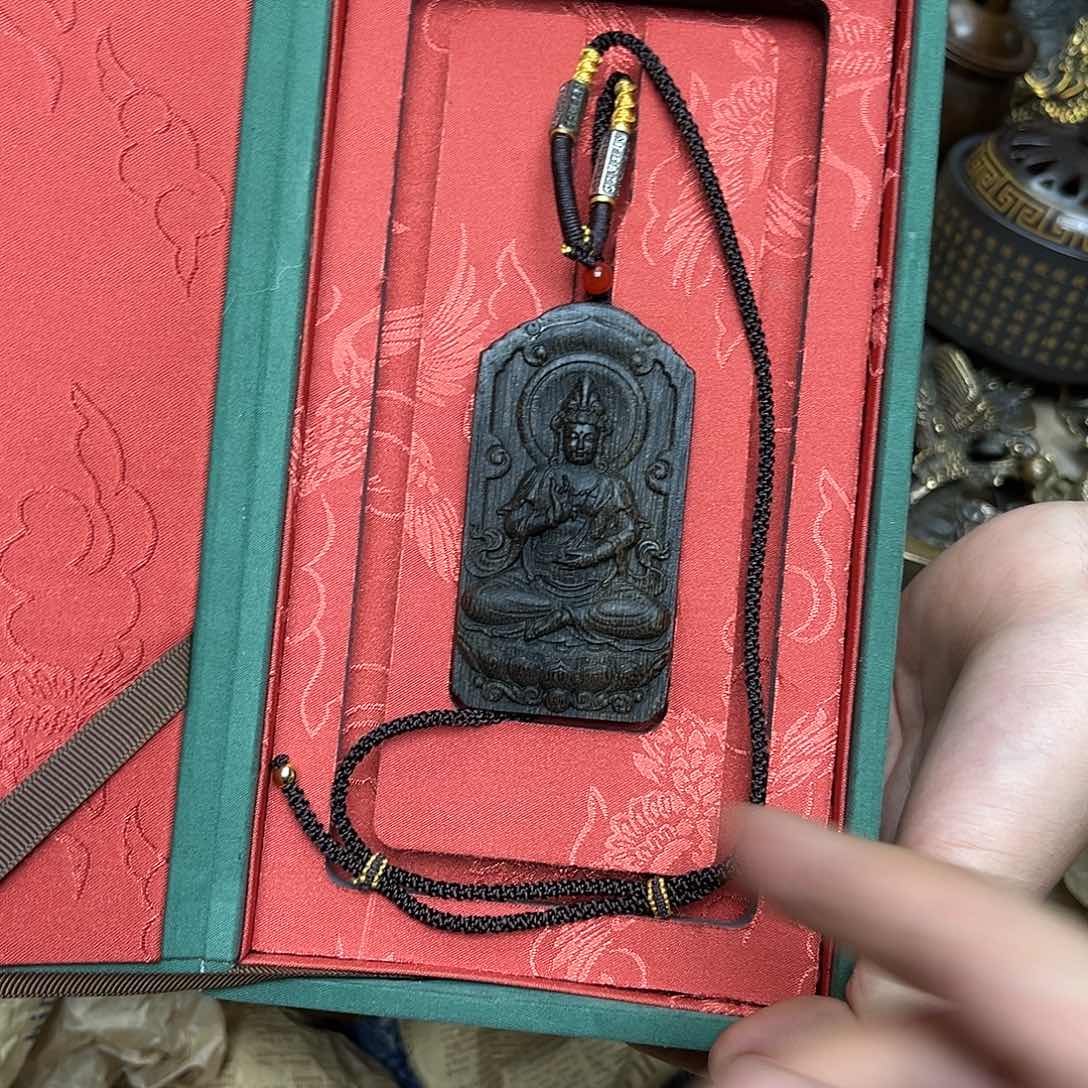 滴血莲花菩提吊坠