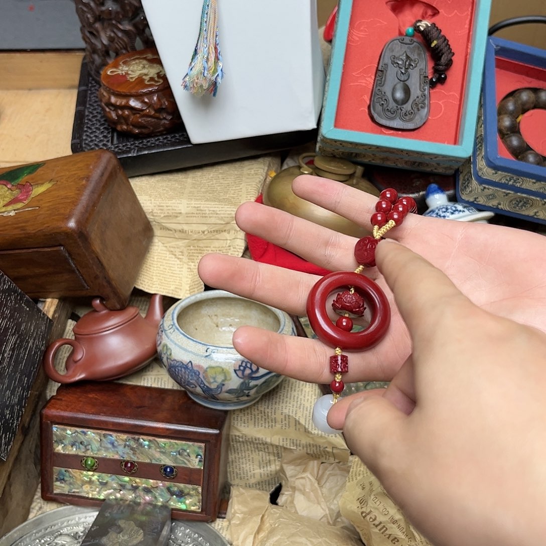 滴血莲花菩提吊坠