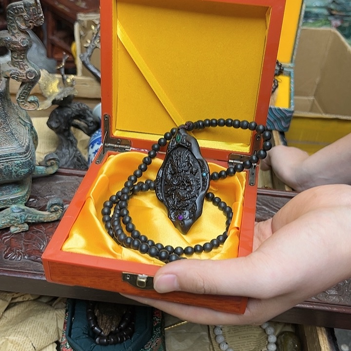 滴血莲花菩提吊坠