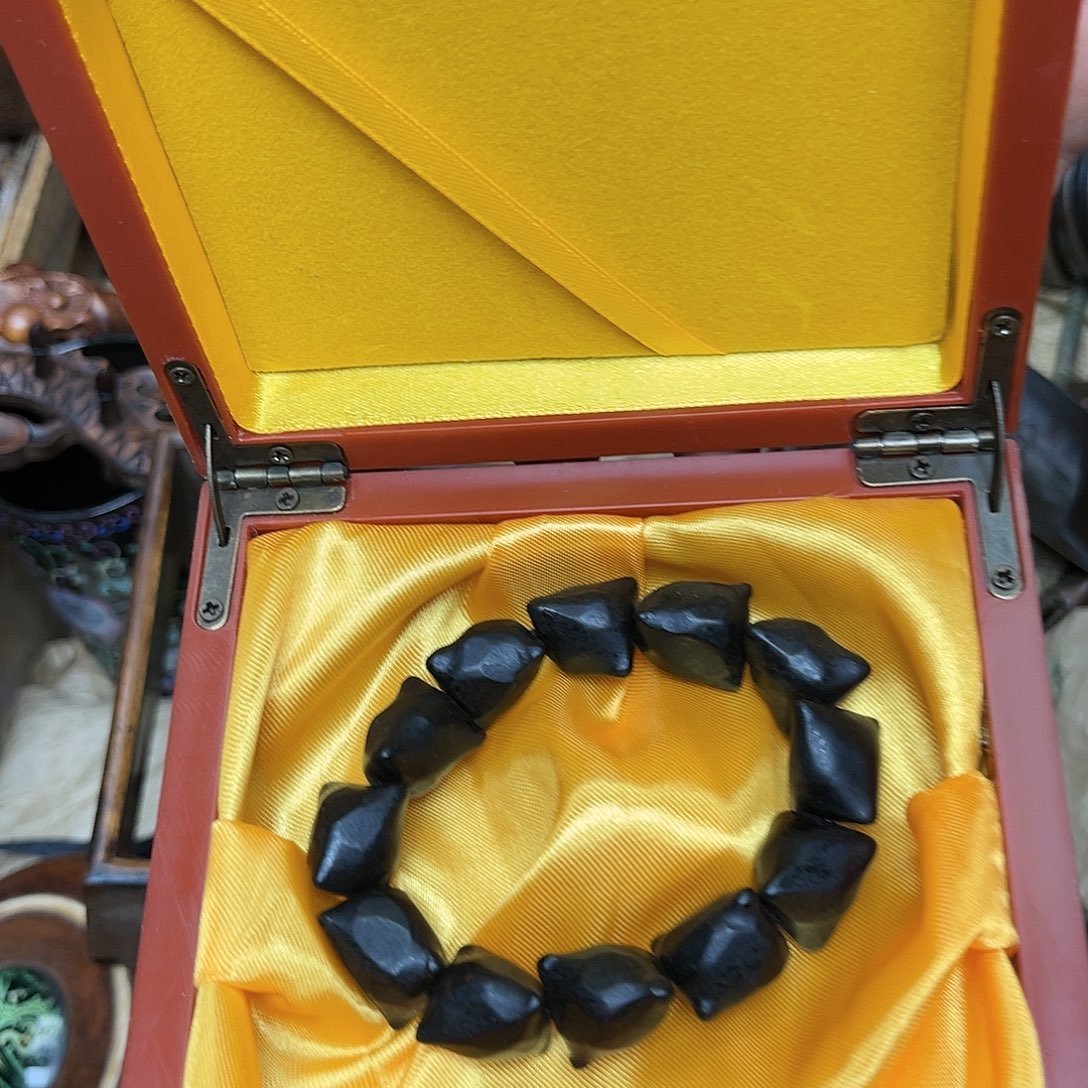 滴血莲花菩提吊坠