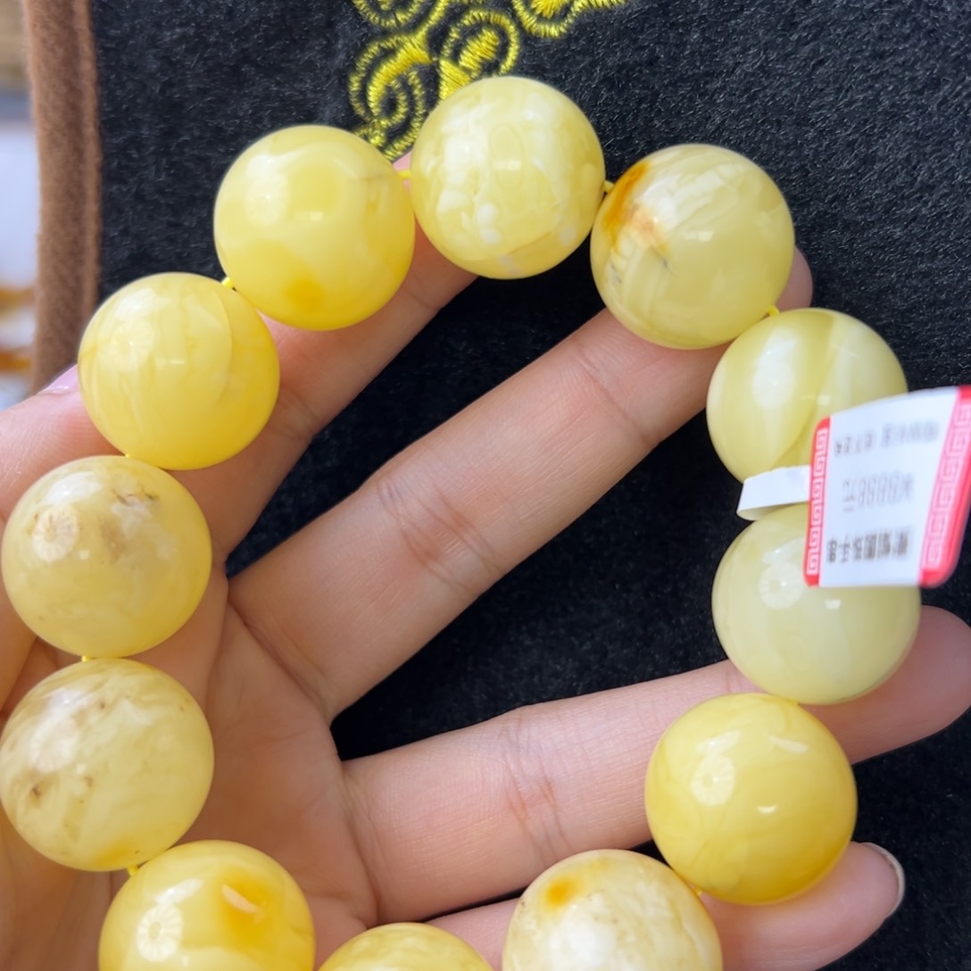 蜜蜡珠宝奇石未镶嵌