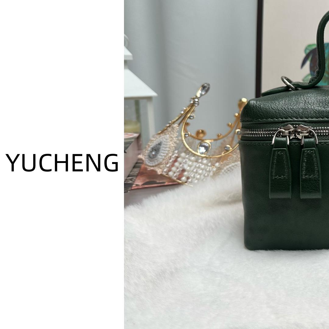 2024新款时尚女士绿色小化妆包单肩手提斜挎包 GY1100-绿色