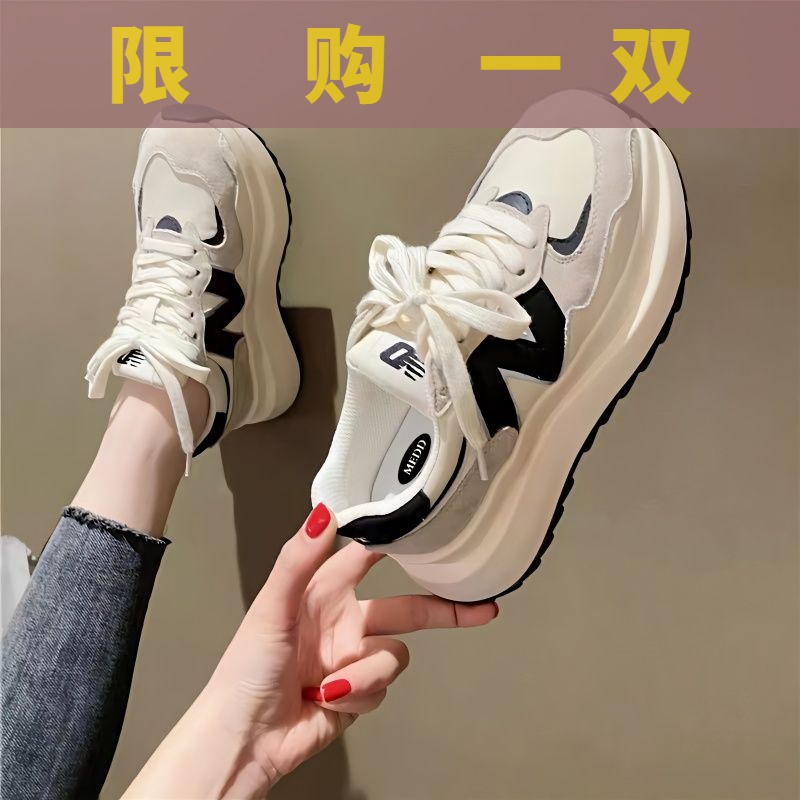 红蜻蜓牌女春秋2023年新款运动鞋超火显脚小厚底领跑网红内增女鞋