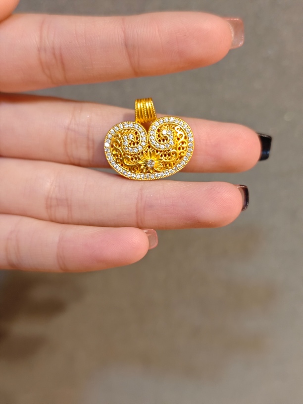 足金999吊坠 9.89克