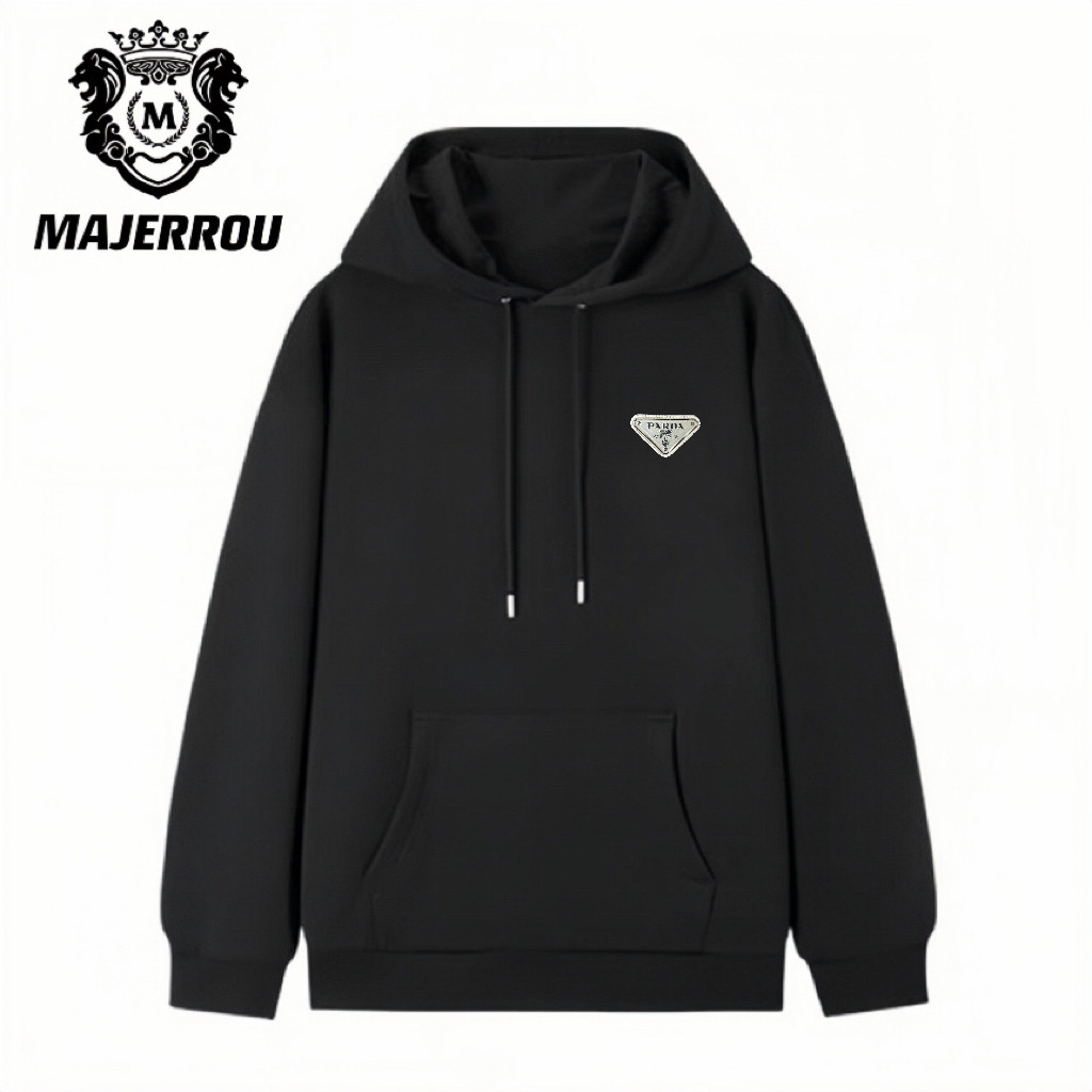 MAJERROU/玛基欧钢皮三角标连帽卫衣秋冬时尚高端加绒新男士轻奢