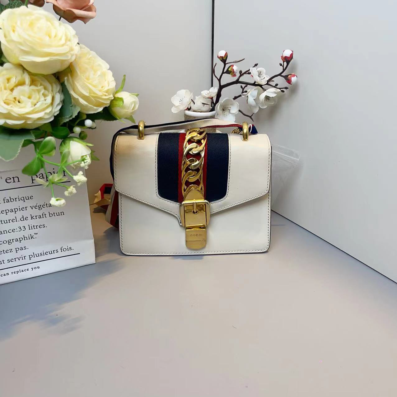 95新 GUCCI/古驰 小号白金塞尔维亚链条包  K02715