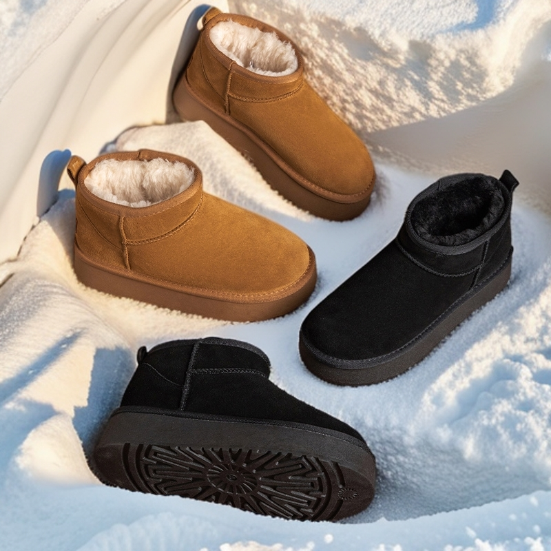 达芙妮牛皮雪地靴女鞋子2025新款冬季加绒加厚东北零下40度大棉鞋