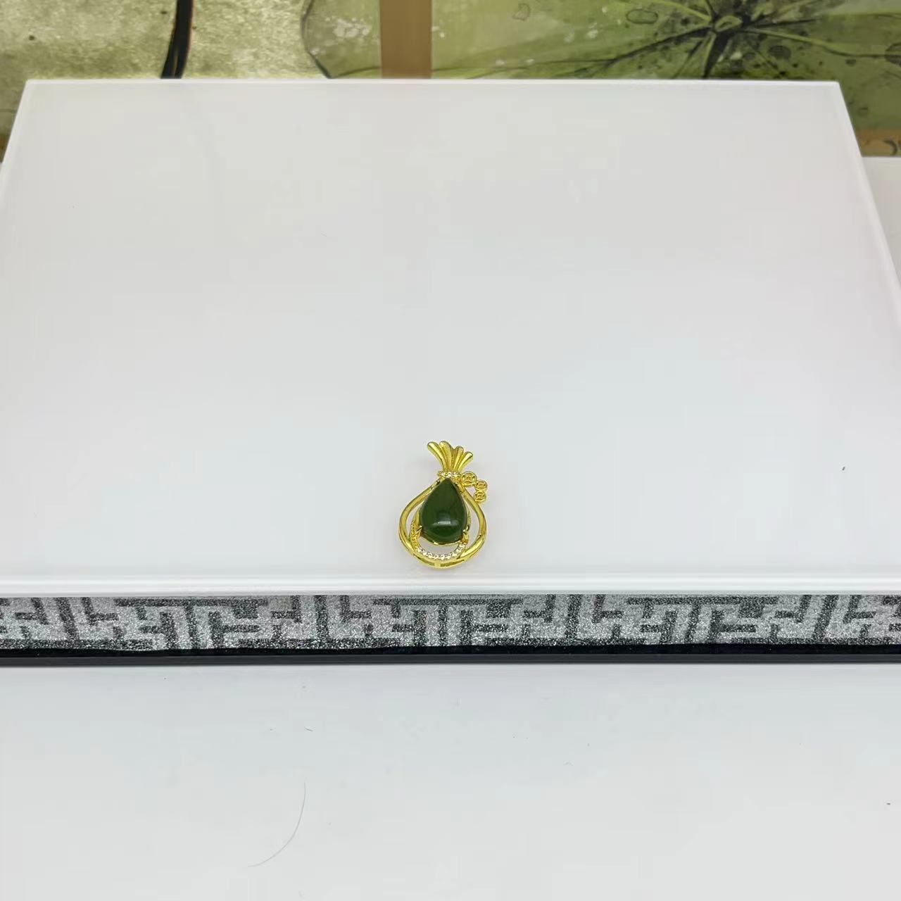 天然和田玉碧玉吊坠 H840—多样性发