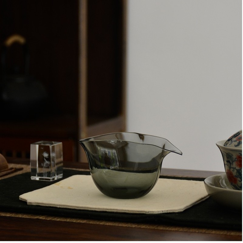 手工粉色葫芦公道杯高硼硅简约茶海高档玻璃杯耐热防爆耐高温