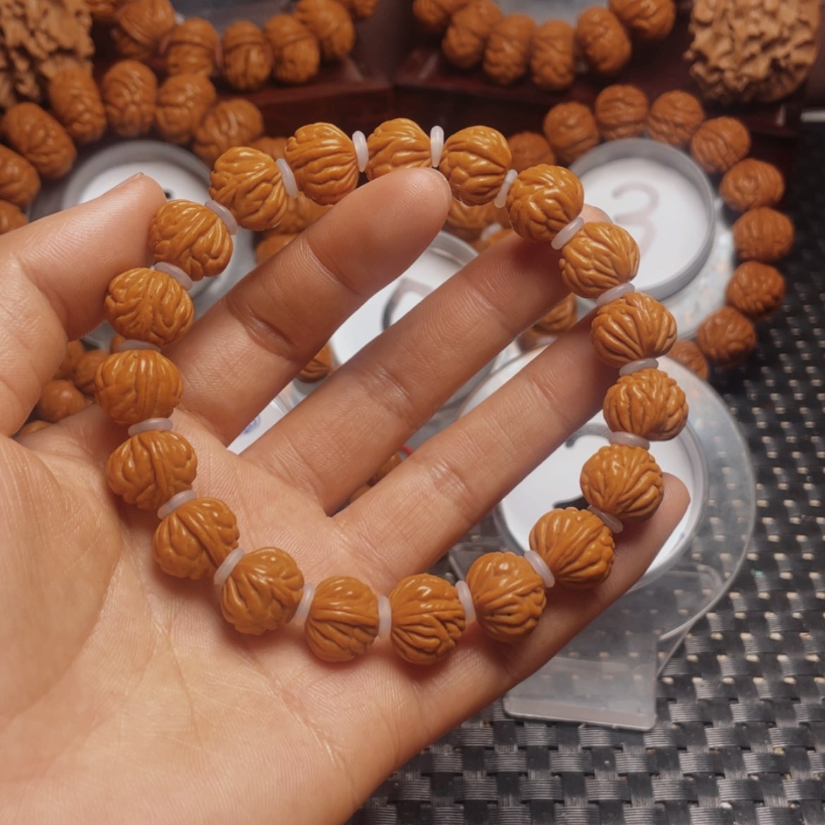 【闪购商品】桃核手串