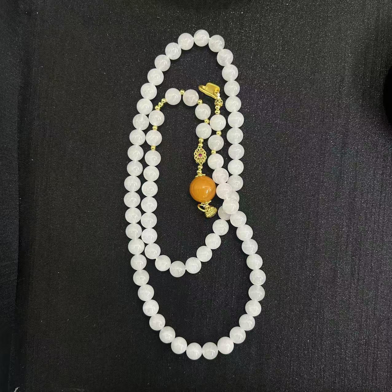 和田玉蜜蜡项链8mm+（多样性发一件）