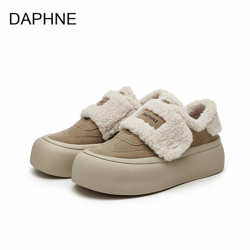 达芙妮德训鞋2024冬季新款复古休闲板鞋耐磨软底增高小白鞋女鞋