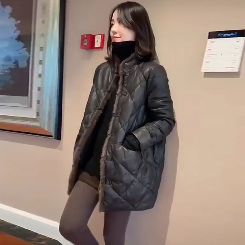 新款中国风时尚皮棉衣立领边盘扣宽松加厚外套