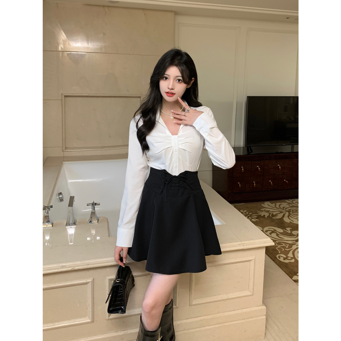 2024年大码时尚胖mm设计感白色衬衫秋季新款高腰绑带半身裙显瘦女